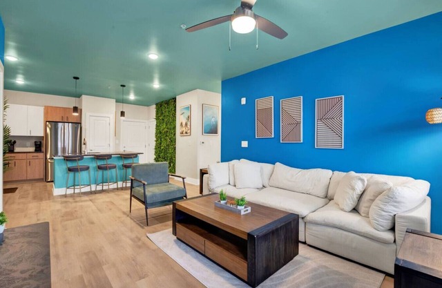 Upscale 2BR Getaway | Minutes to Savannah