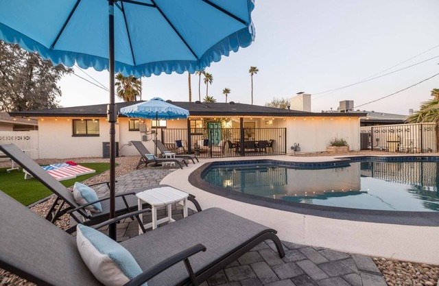 Urban ASU Dreamland with Heated Pool and 3 Baths!