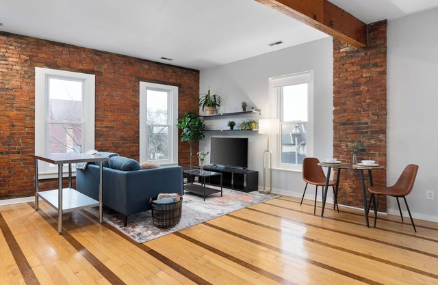 Urban Condo in the Heart of Historic Short North District on High Street