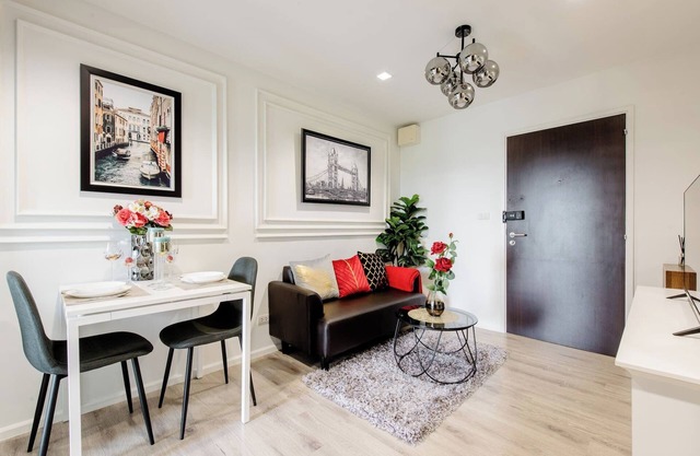 Urban Elegance Knightsbridge BTS Bearing