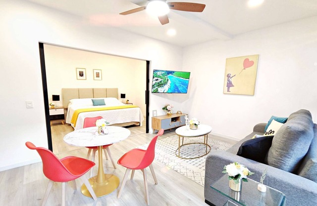 Urban Elegance: Spacious Loft with King Bed.