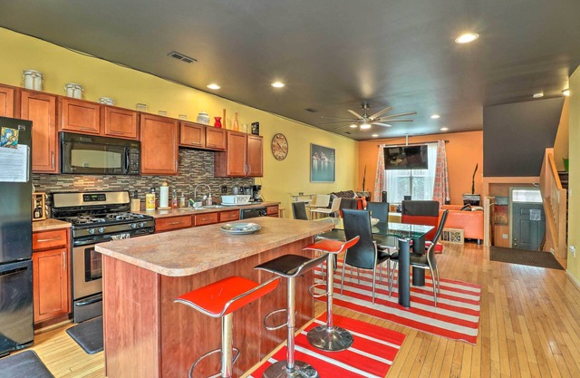 Urban Escape w/Patio - 2 Mi to Downtown Detroit!