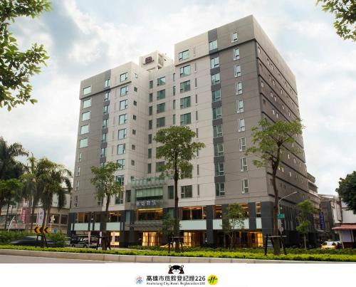 Urban Hotel33