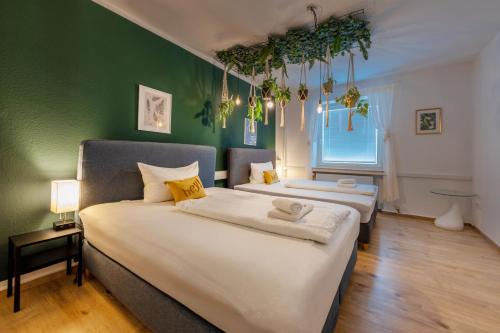 Urban Jungle Apartment Wilhelmshöhe by stay awesome