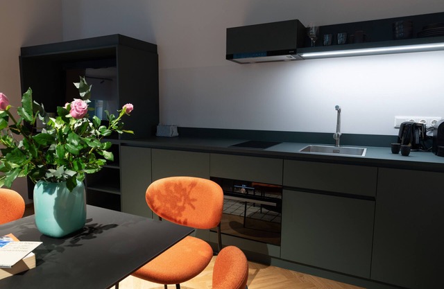 URBANAUTS STUDIOS Sylvette