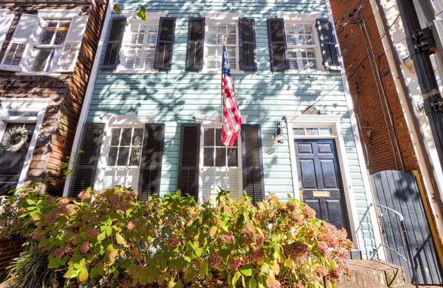 USNA Luxury Home, parking, pet friendly