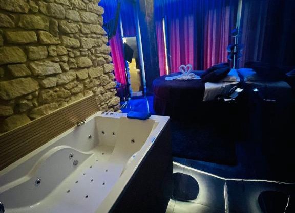 Utopía Alicante - Adults Experience