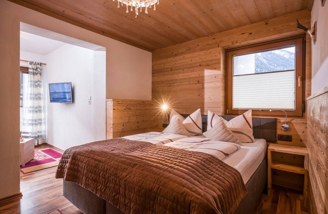 Vacation apartment/apartment for 5 guests with 63m² in Finkenberg (272217)