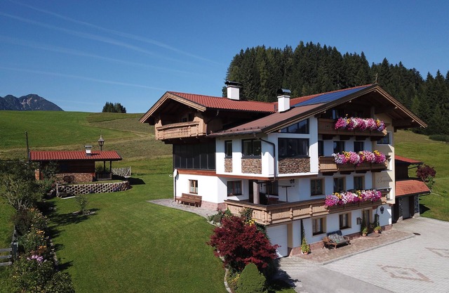 Vacation apartment/apartment for 8 guests with 150m² in Thierbach (271484)