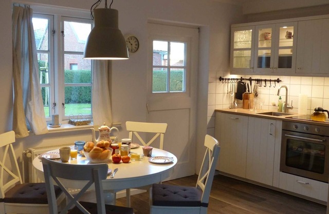 Vacation apartment/apartment for 2 guests with 50m² in Alkersum (109484)