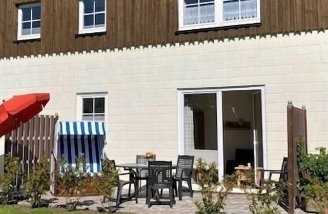 Vacation apartment/apartment for 4 guests with 46m² in Fehmarn (93695)