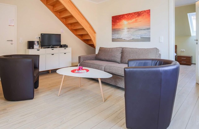 Vacation apartment/apartment for 6 guests with 72m² in Fehmarn (51628)