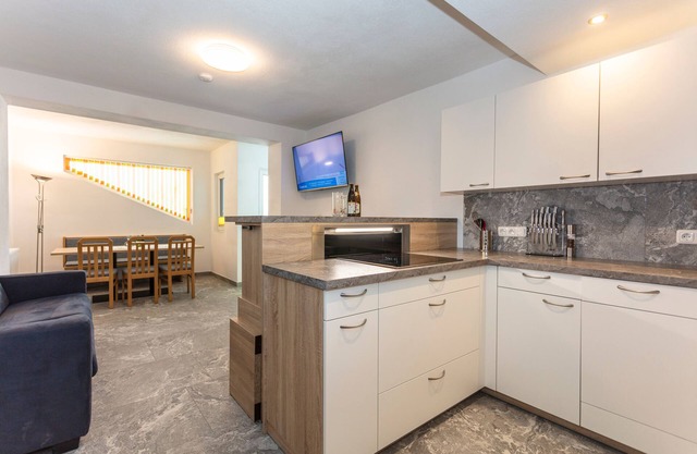 Vacation apartment/apartment for 6 guests with 100m² in Embach (295710)