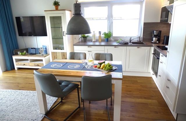 Vacation apartment/apartment for 3 guests with 66m² in Dahme (96614)