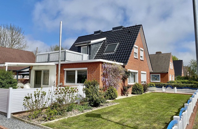 Vacation apartment, ground floor, WLAN, covered terrace, wood-burning stove