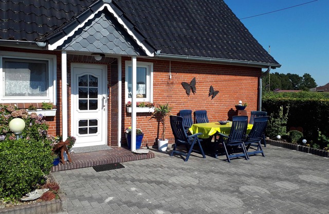 Vacation apartment Luna between the seas