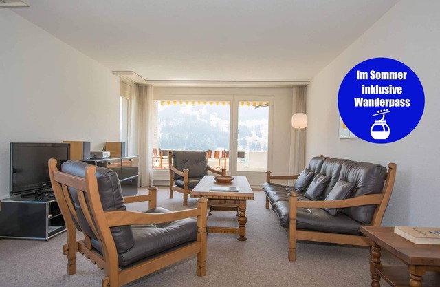 Vacation apartment near the center, with a wonderful view of the mountains.