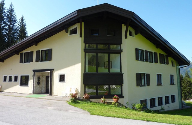 Vacation apartment with terrace in the magnificent mountain world of the Hochkönig!