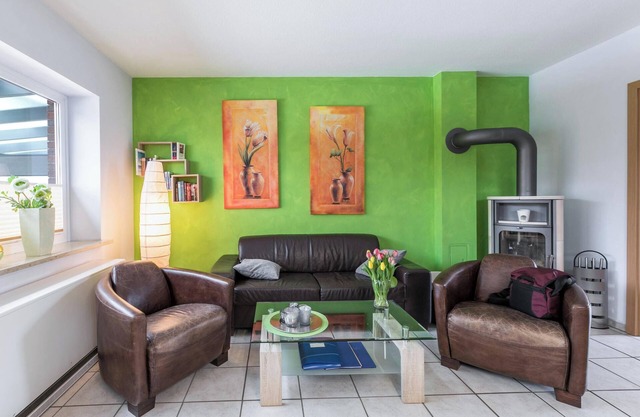 Vacation Home “Kikki” near the Dyke with Wi-Fi, Terrace & Garden; Parking Available, Pets Allowed