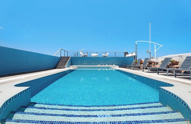 Vacation Apartment 'Finca La Calabacera Azul' with Shared Pool, Private Terrace and Wi-Fi