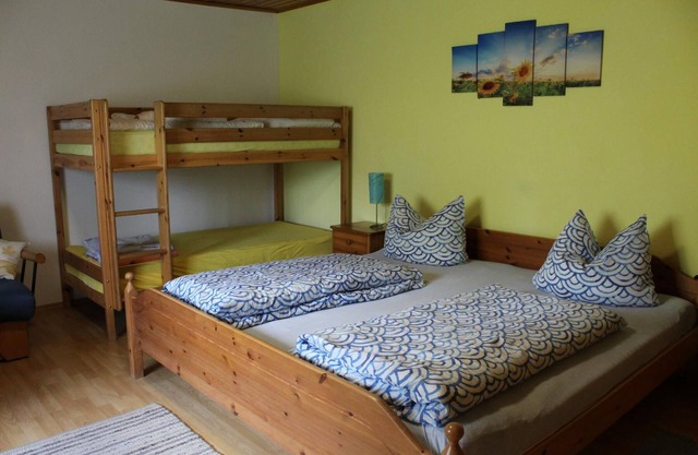 Vacation home (120sqm) with garden and sauna