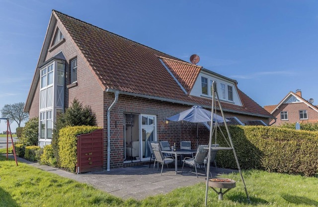 Vacation home 50046 - Plenty of space: This beautifully situated end terraced house with approx. 75