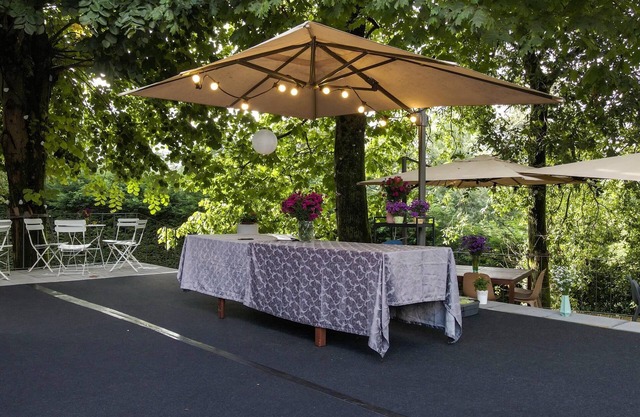Vacation Home 'Casa do Bosque' with Balcony, Shared Garden & Wi-Fi