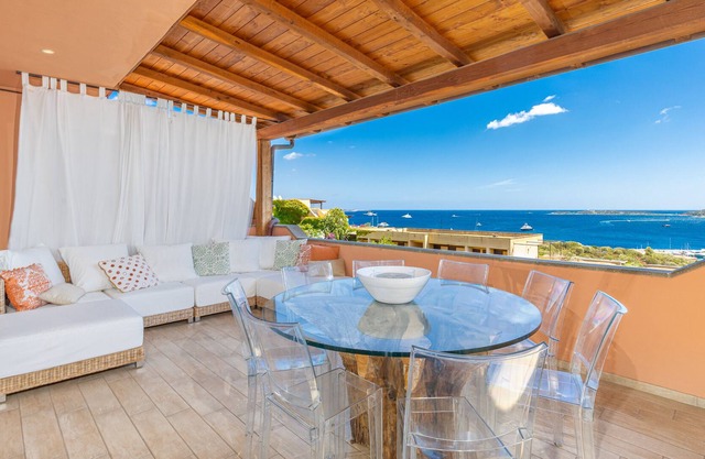 Vacation Home "Cristal House" with Sea View, A/C, Balcony, Garden & Terrace