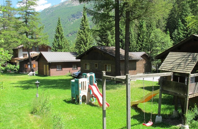 Vacation home for 4 guests with 30m² in Saas-Balen (298485)