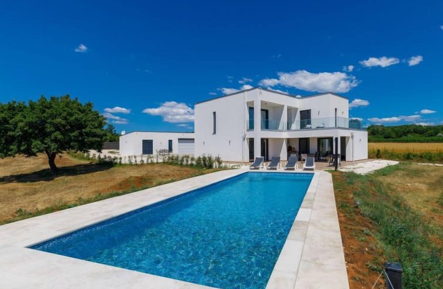 Vacation home Julia by Interhome