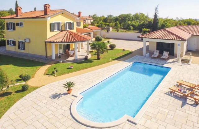 Vacation home Mirela by Interhome