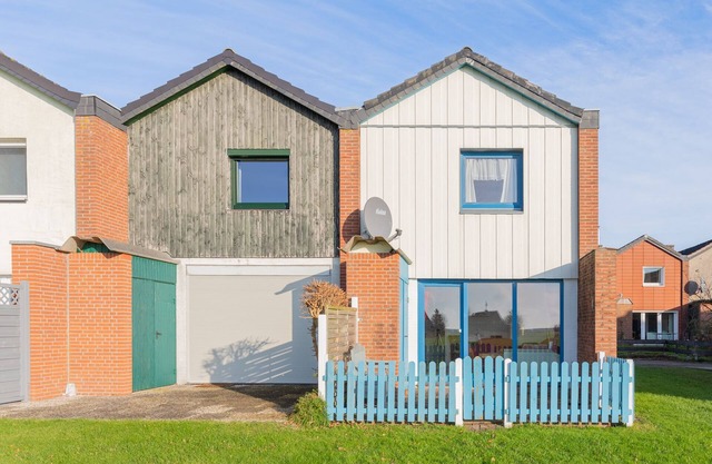 Vacation home Steife Brise on Nordstrand for up to 4 people