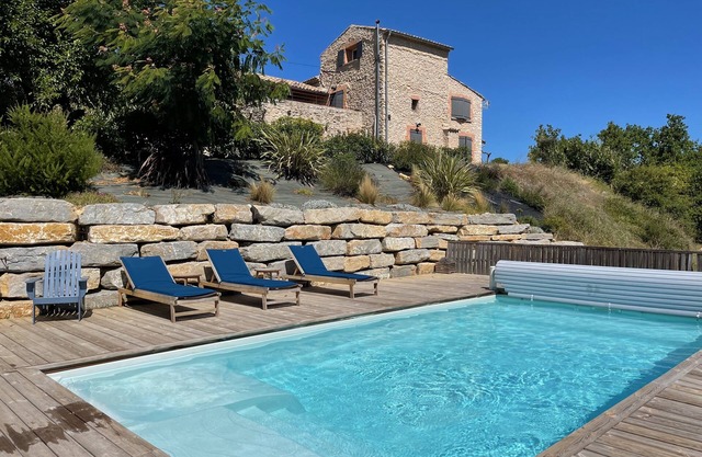 vacation rental les mages 30960 limit Gard Ardèche