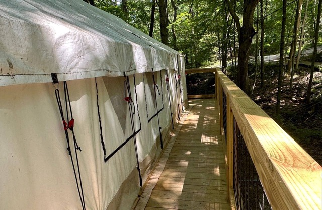 Valley Overlook - Glamping Tent N1 - the heart of Cuyahoga Valley National Park