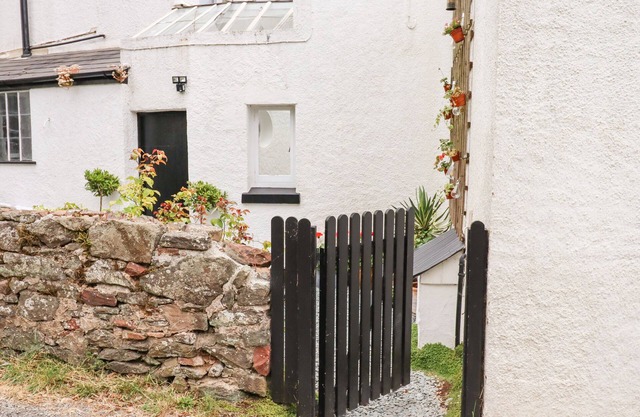VALLEY VIEW, pet friendly, with a garden in Bishopsteignton