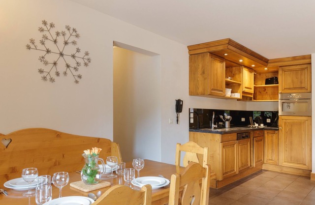 Vallorcine Loriaz 12 ski in / ski out, Vallorcine (Argentiere), France