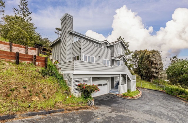 Van Gogh Villa : 3 BR, 2.5 BA in Cambria, Sleeps 6