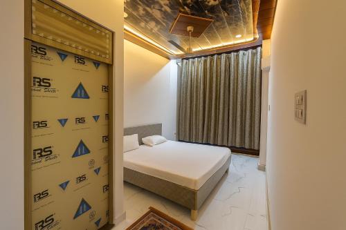 Vashistha INN