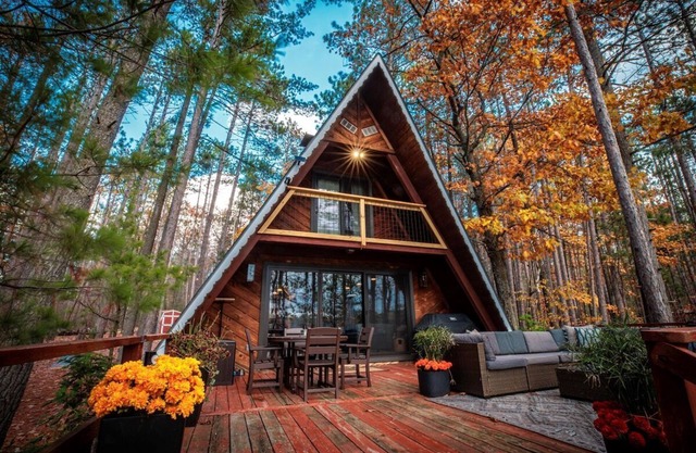 Veaux Pines · LakeFront Aframe*HotTub*Kayaks*FirePit