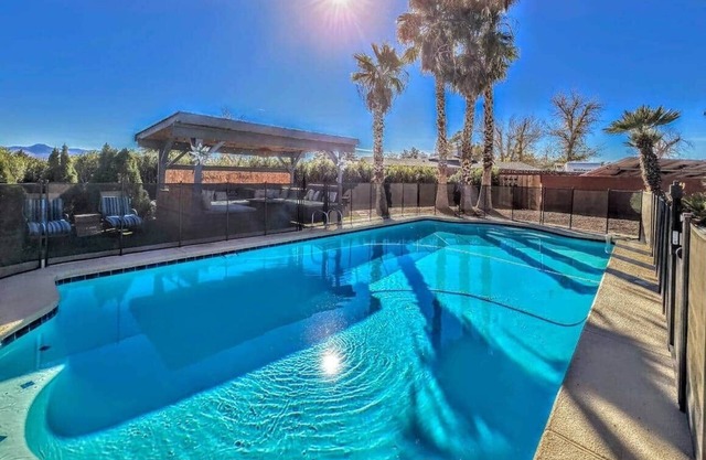 Vegas Speakeasy HotTub Pool Games Stadium