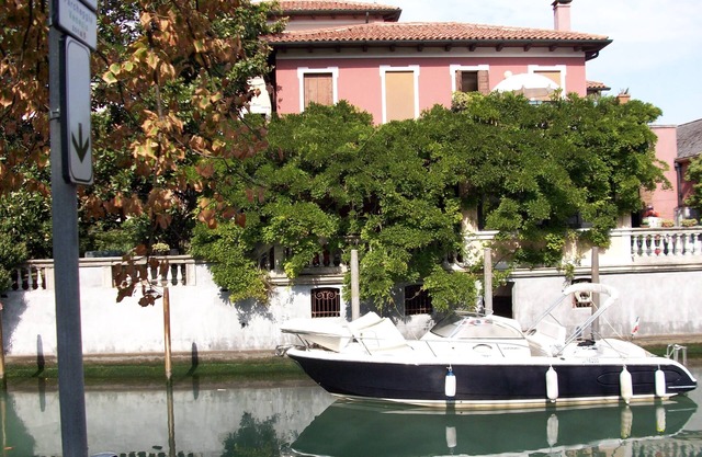Venice Lido center in liberty villa, 4 bedrooms, 4 bathrooms, beaches, Venice sights