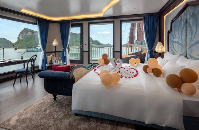 Verdure Lotus Luxury Cruise on Lan Ha Bay