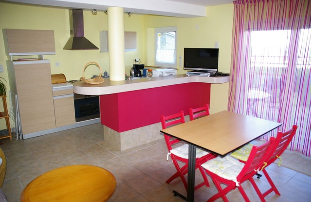 very nice apartment located in DRC superb sea view house