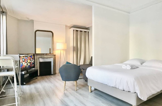 Very quiet apartment on garden - Coeur Paris la marais/2bd/Mobility lease