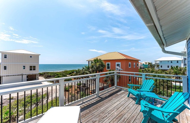 Vesper's View - Cozy Duplex, 1st Tier, Gulf Views, 2 Min Walk To Gulf
