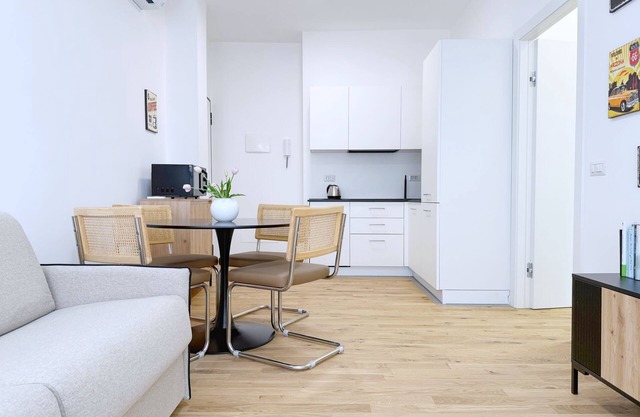 Viale Monza AB Suites - 2 bedroom- 15 min dal Duomo