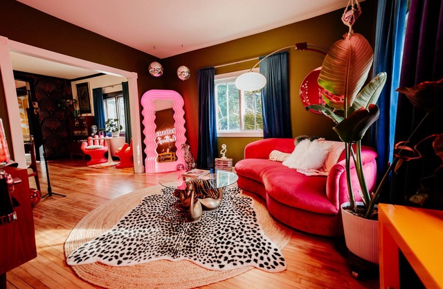 Vibes & Style at Dollhouse Northeast! Arts District Gem