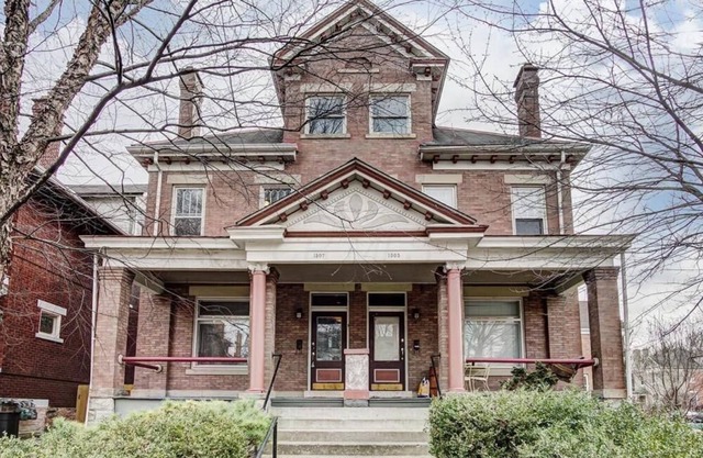 Victorian downtown home in Olde Towne East