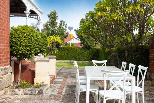 View House By Swan Bnb Management
