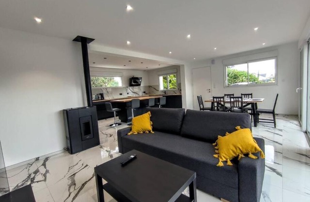 Villa à 900m des plages